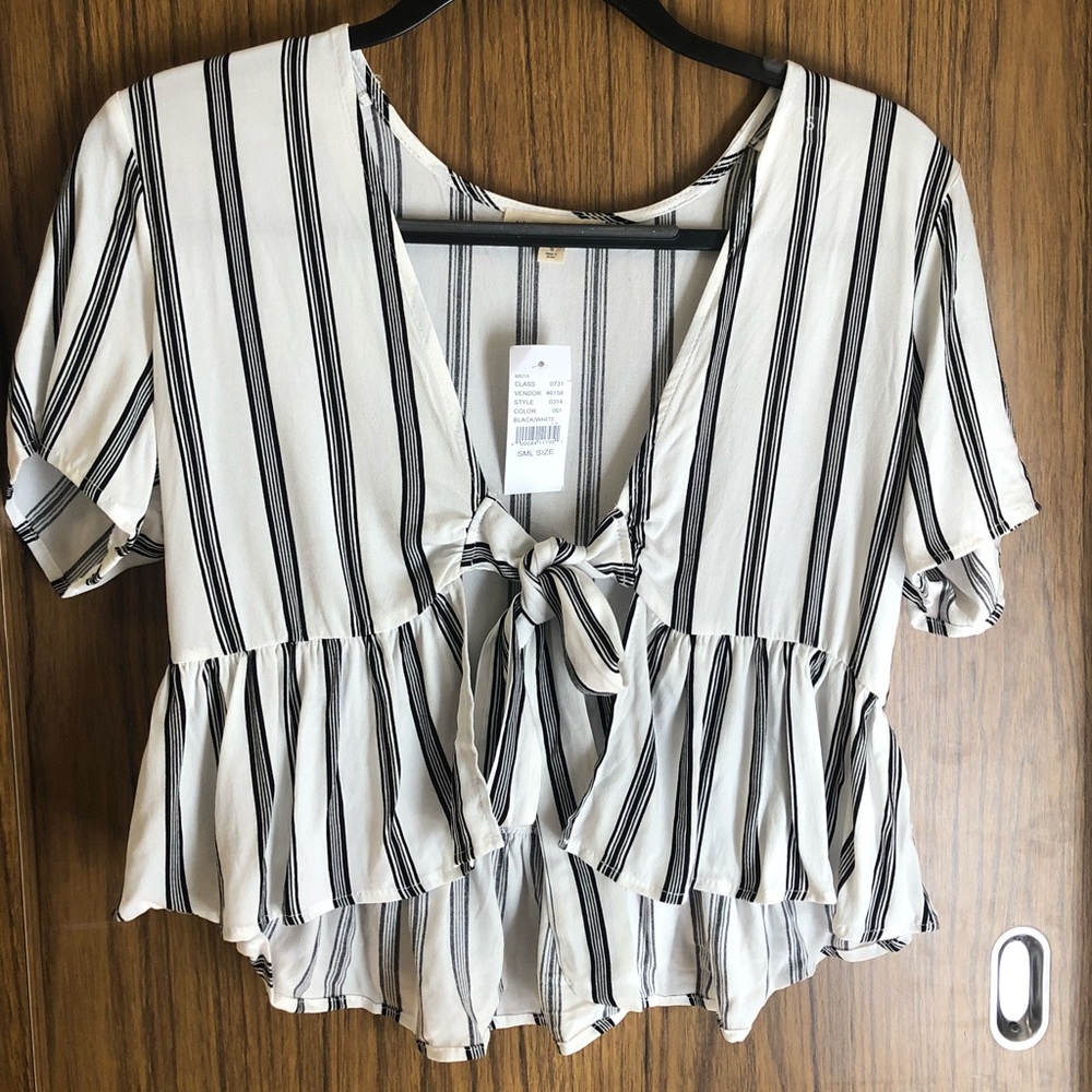PacSun top